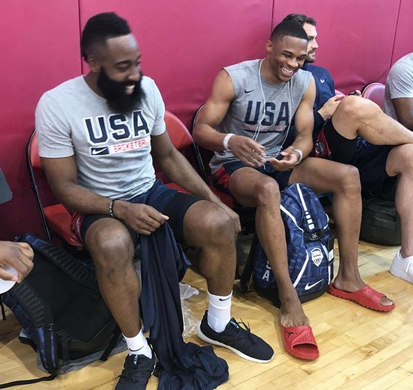 乒乓球混团世界杯｜今日连战韩国与法国，以逸待劳的国乒已做好准备（乒乓球混团世界杯｜国乒蓄势待发，今日接连对阵韩国和法国）