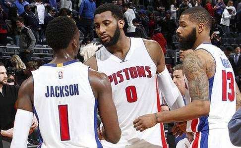 3场3球，成都B队艾孜买提当选中乙10月最佳球员／最佳青年球员（三场三球！成都B队艾孜买提包揽中乙10月最佳球员与最佳青年球员）