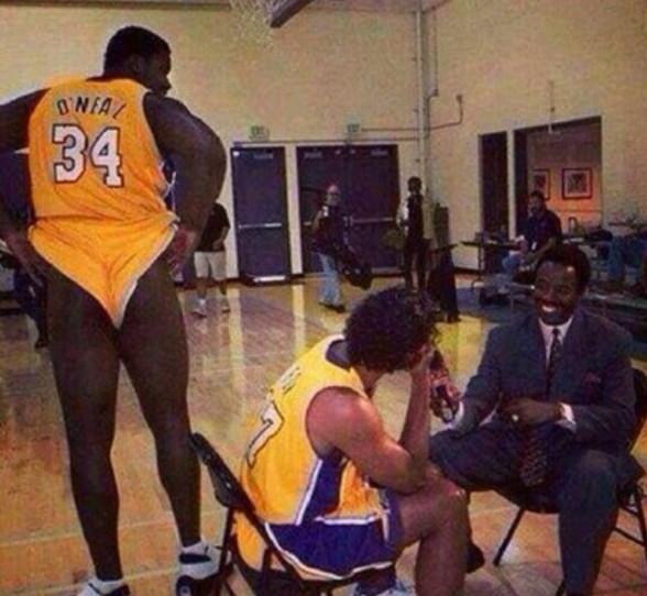 避免附加赛停赛，意媒：染黄的泽林斯基可能轮休波兰末轮比赛（意媒：为规避附加赛停赛风险，染黄的泽林斯基或将轮休波兰末轮）